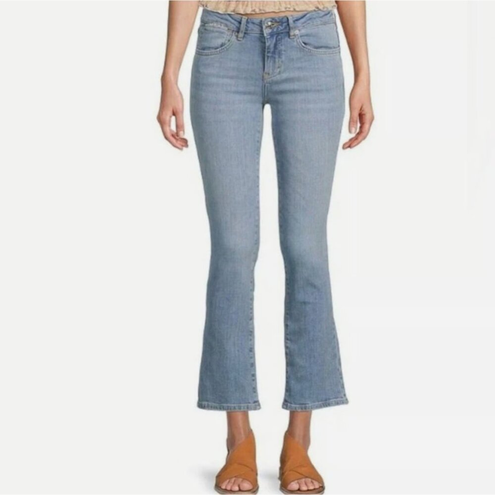 Free People We the Free Jeans Ligh Wash Stright Leg Cropped‎ Sz 27 Boho